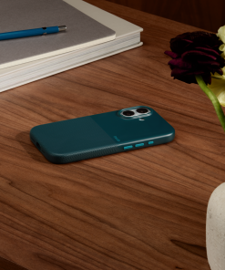 Beats Rugged Kılıf iPhone 17 Rocky Mavisi Kullanım MGJY4LL/A