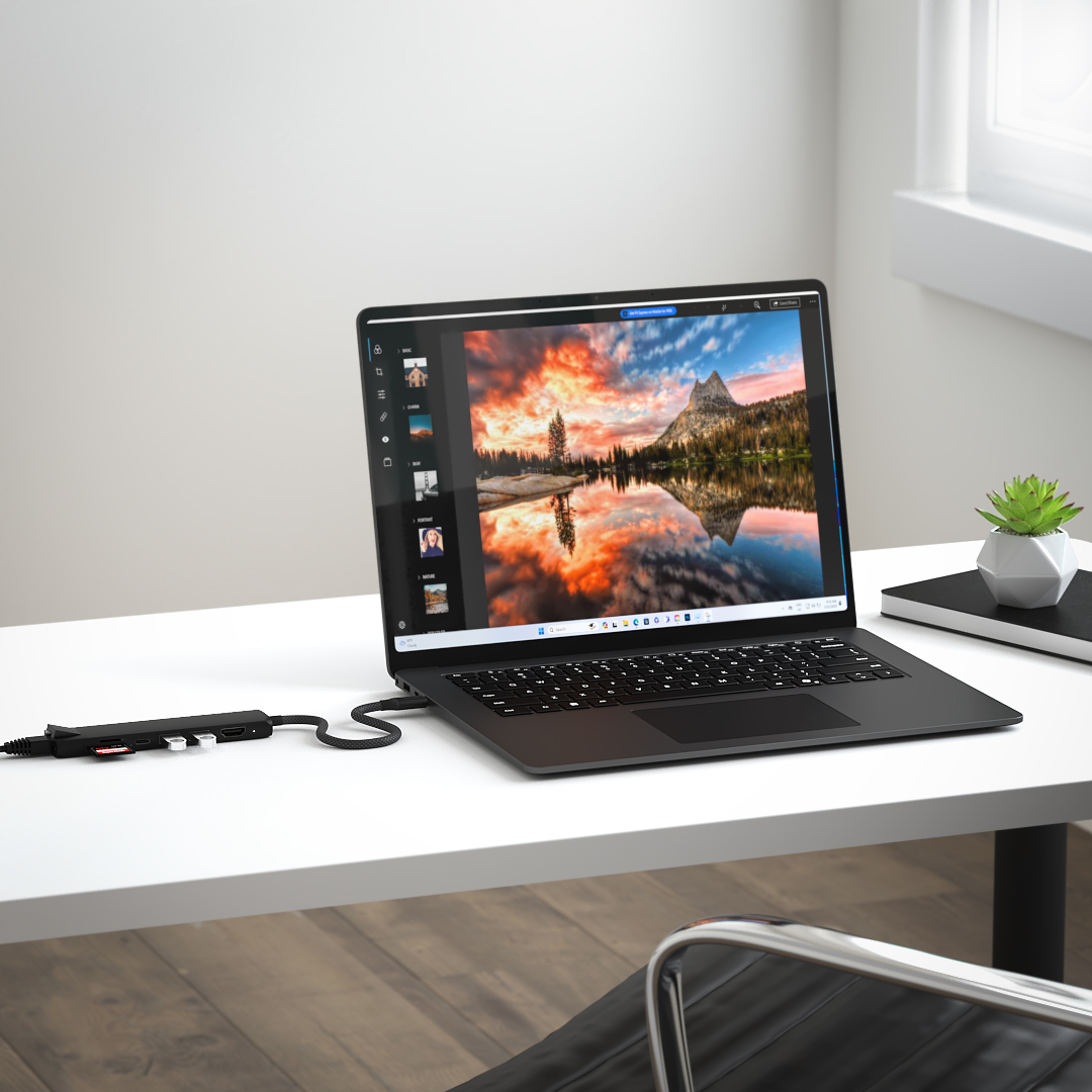 Satechi 7 in 1 USB-C Slim Multiport Adaptör Ethernet Siyah ST-P7SK Uyumlu Kullanım